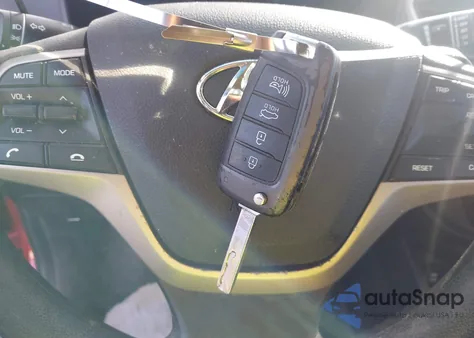 2019 Hyundai Accent Se z USA, uszkodzony, nr VIN 3KPC24A34KE050644